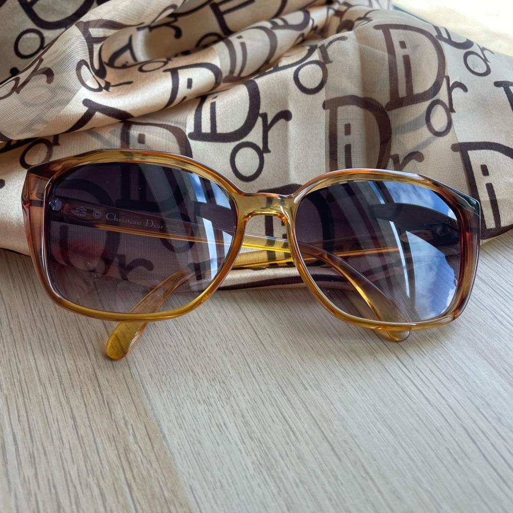 1970’s Dior Sunglasses - Picture 2 of 9